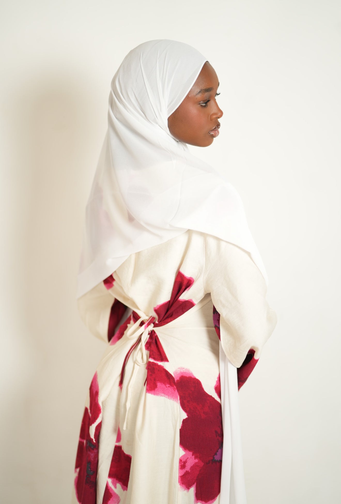 The Linen Blossom Abaya